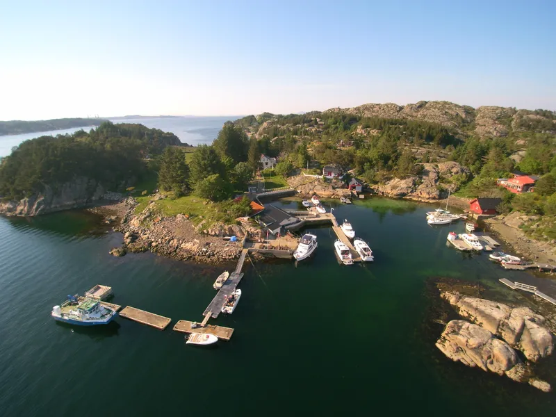 Dronebilde av Geitanger